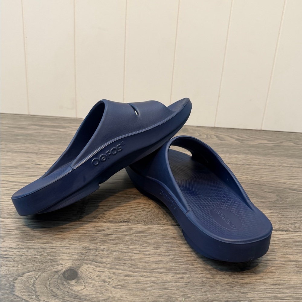 Oofos Men/Women Blue Slide Sandals